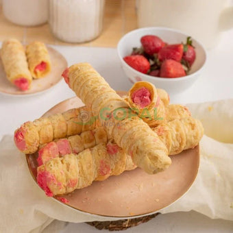 ATUL Cream Roll Strawberry - Biscuits & Cookies