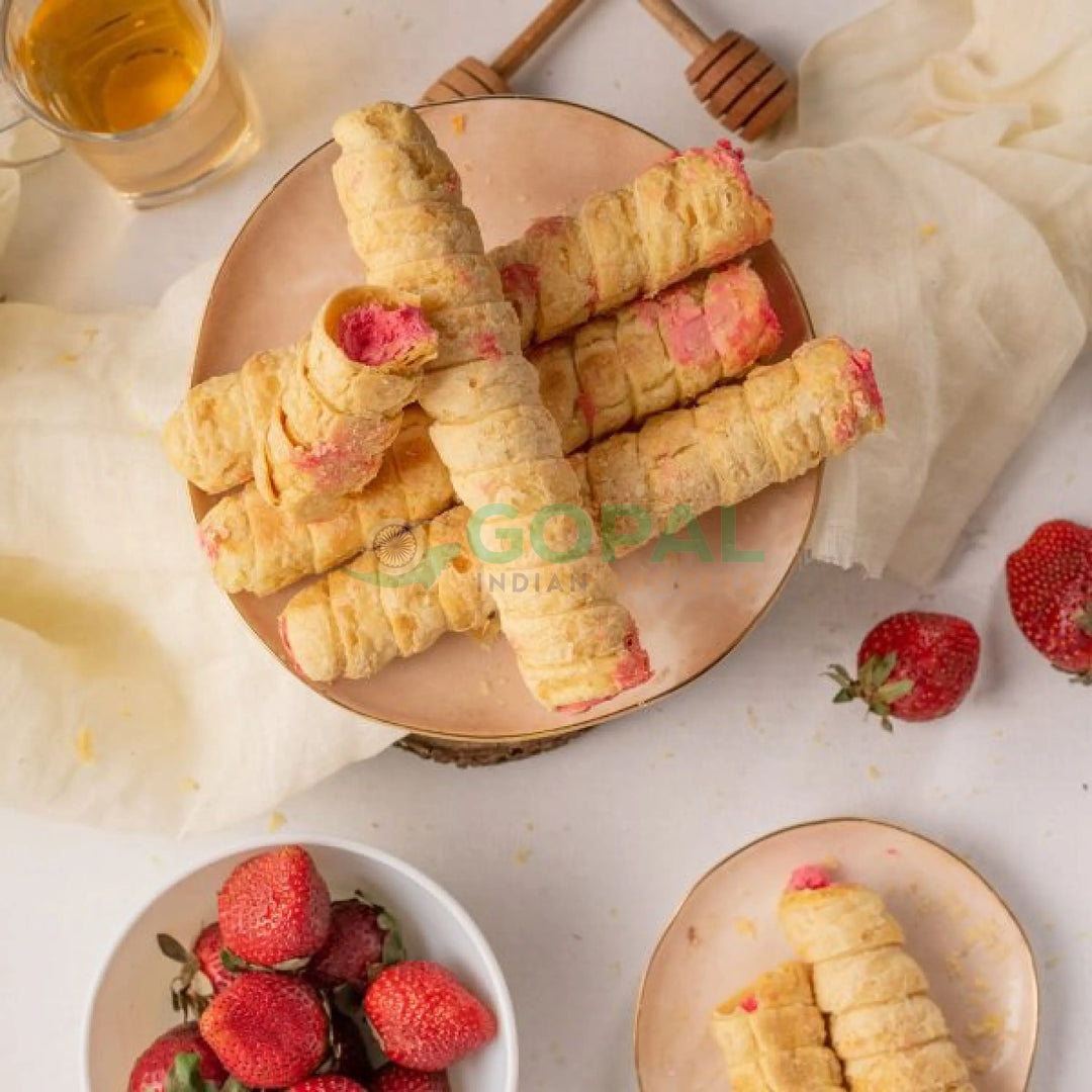 ATUL Cream Roll Strawberry - Biscuits & Cookies